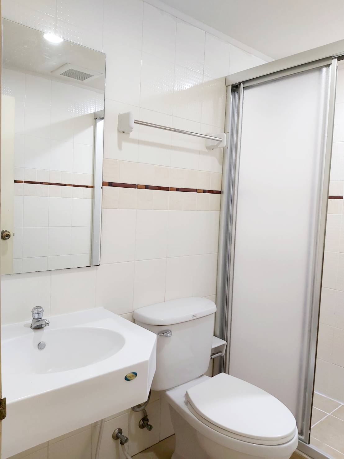 รหัสทรัพย์ 71878 ให้เช่า คอนโด ลุมพินี วิลล์ ศูนย์วัฒนธรรม Lumpini Ville Cultural Center แบบ 2 ห้องนอน