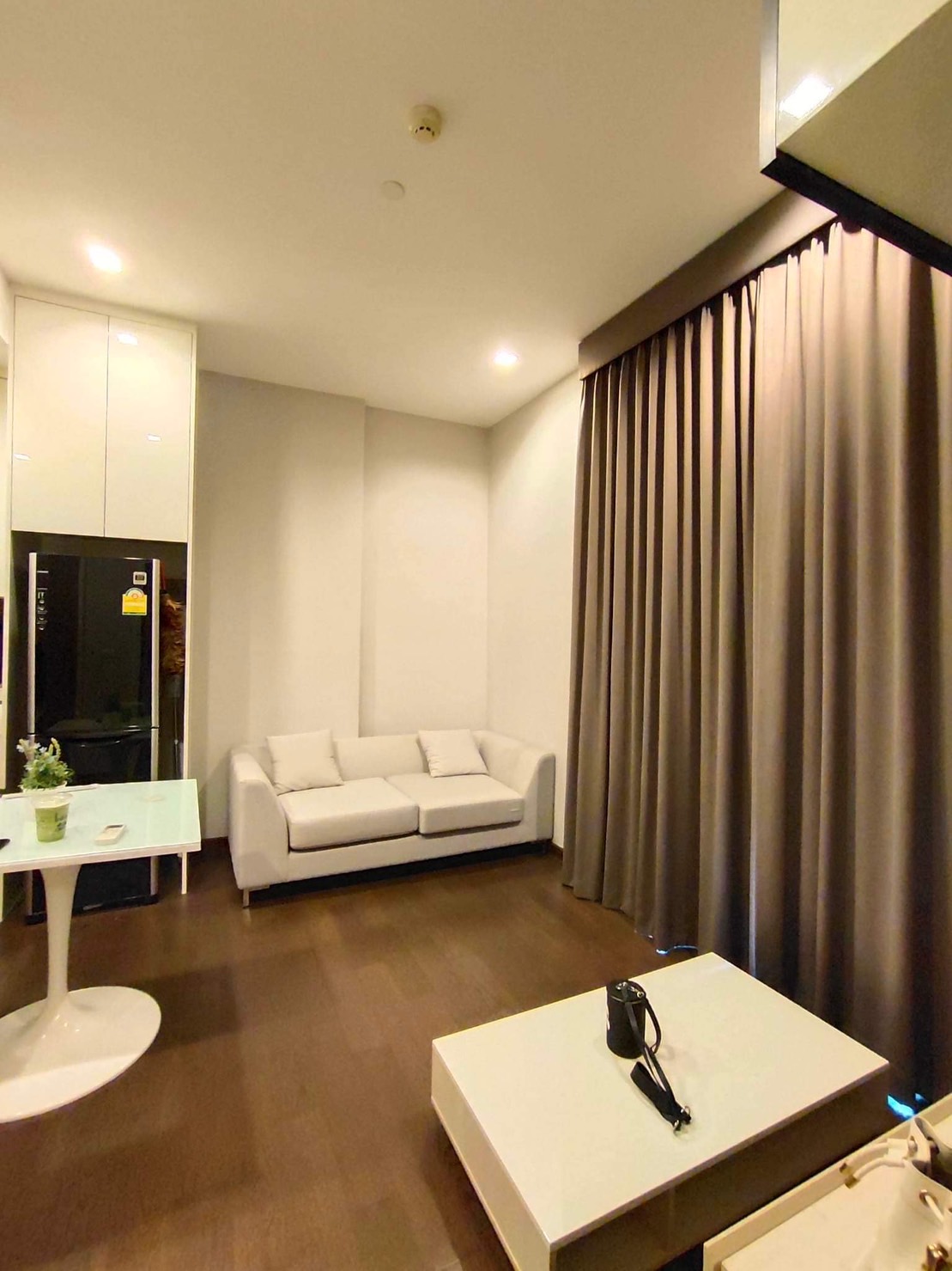 ขาย / เช่า คอนโด Q Asoke (คิว อโศก) 1 ห้องนอน 1 ห้องน้ำ ขนาด 37 ตรม ชั้น 10 ห้อง 1678/25 ห้องตกแต่งครบพร้อมอยุ่ ราคาเช่า 22000 บาท