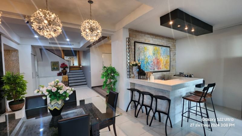 ให้เช่า บ้านหรูใหญ่มาก The Ava Residence : ดิ เอวา เรสซิเดนซ์ (อ่อนนุช 48) ราคา 159,000 ลด 130,000 บาทต่อเดือน เฉพาะ เดือน เมษายน นี้เท่านั้น