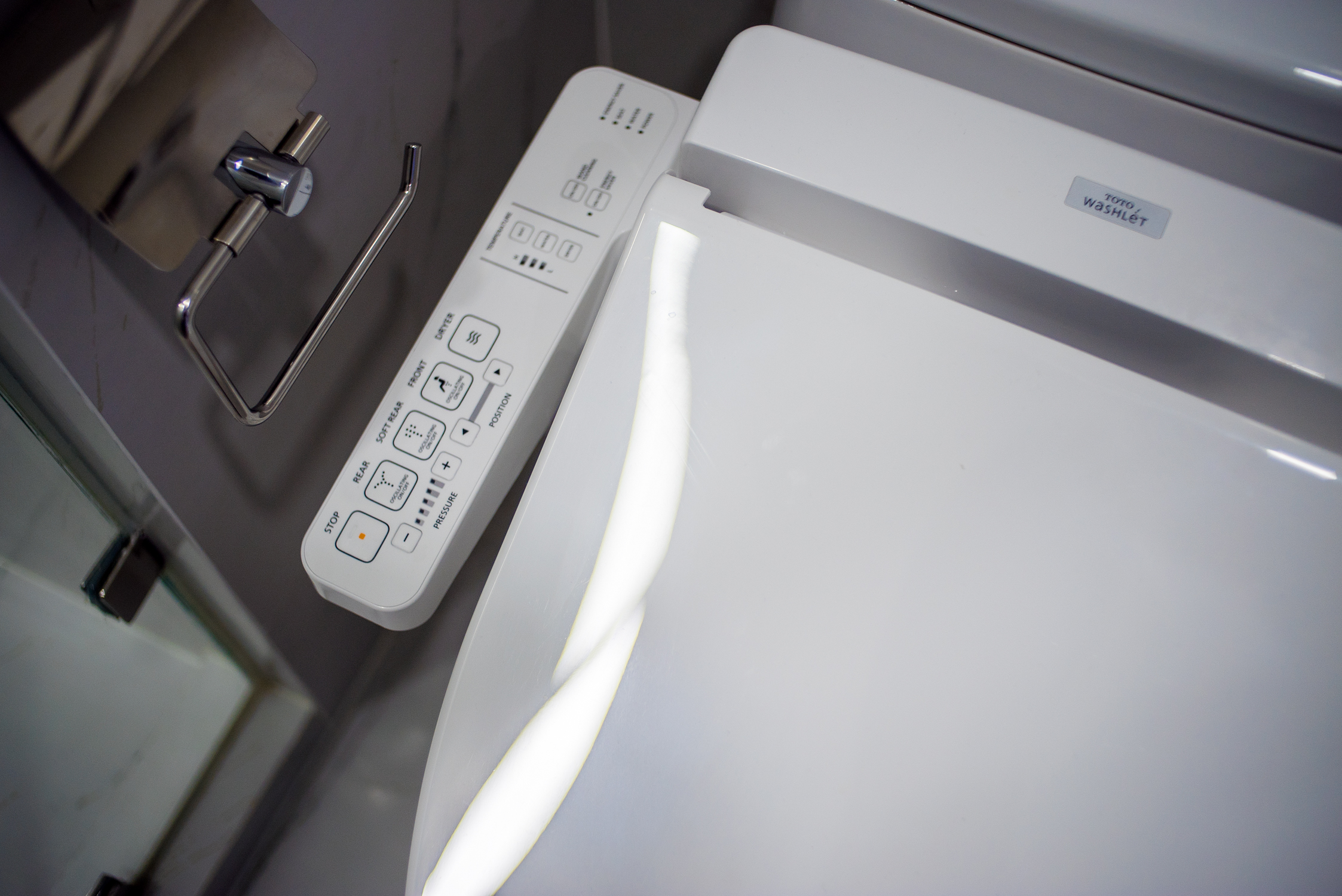 ขายพร้อมผูเช่า Chewathai Residence Asoke (ชีวาทัย เรสซิเดนซ์ อโศก ห้อง 295/98(12A12) TYPE 1G Duplex ชั้น 12A