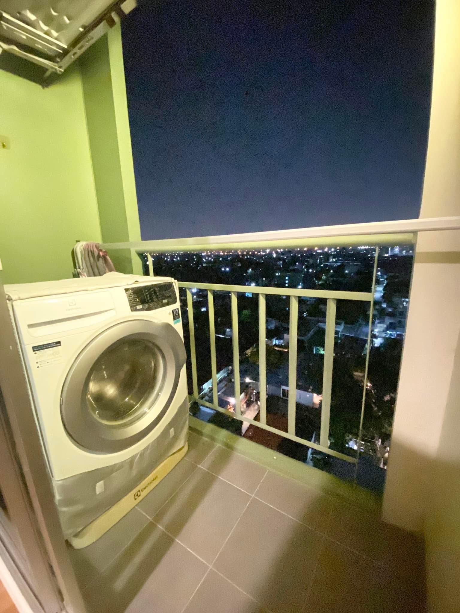 ให้เช่า คอนโดลุมพินี พาร์ค เพชรเกษม 98 – ใกล้ MRT หลักสอง เดินทางสะดวก ใกล้ของกิน ของใช้ครบครัน!