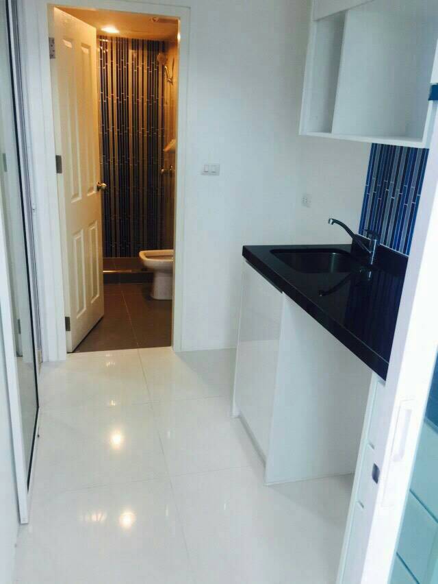 ขายคอนโด Chateau In Town Major Ratchayothin 2 ราคาขาย 2.45 ล้าน 1 ห้องนอน ชั้น 6 พื้นที่ 30 ตร.ม วิว สระว่ายน้ำ