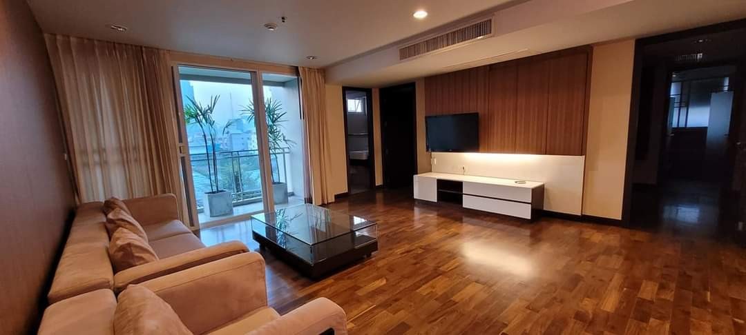 ให้เช่าคอนโด Double Tree Residence Thonglor25 Tower B (ดับเบิ้ล ทรี เรสซิเด้นซ์) 2 ห้องนอน