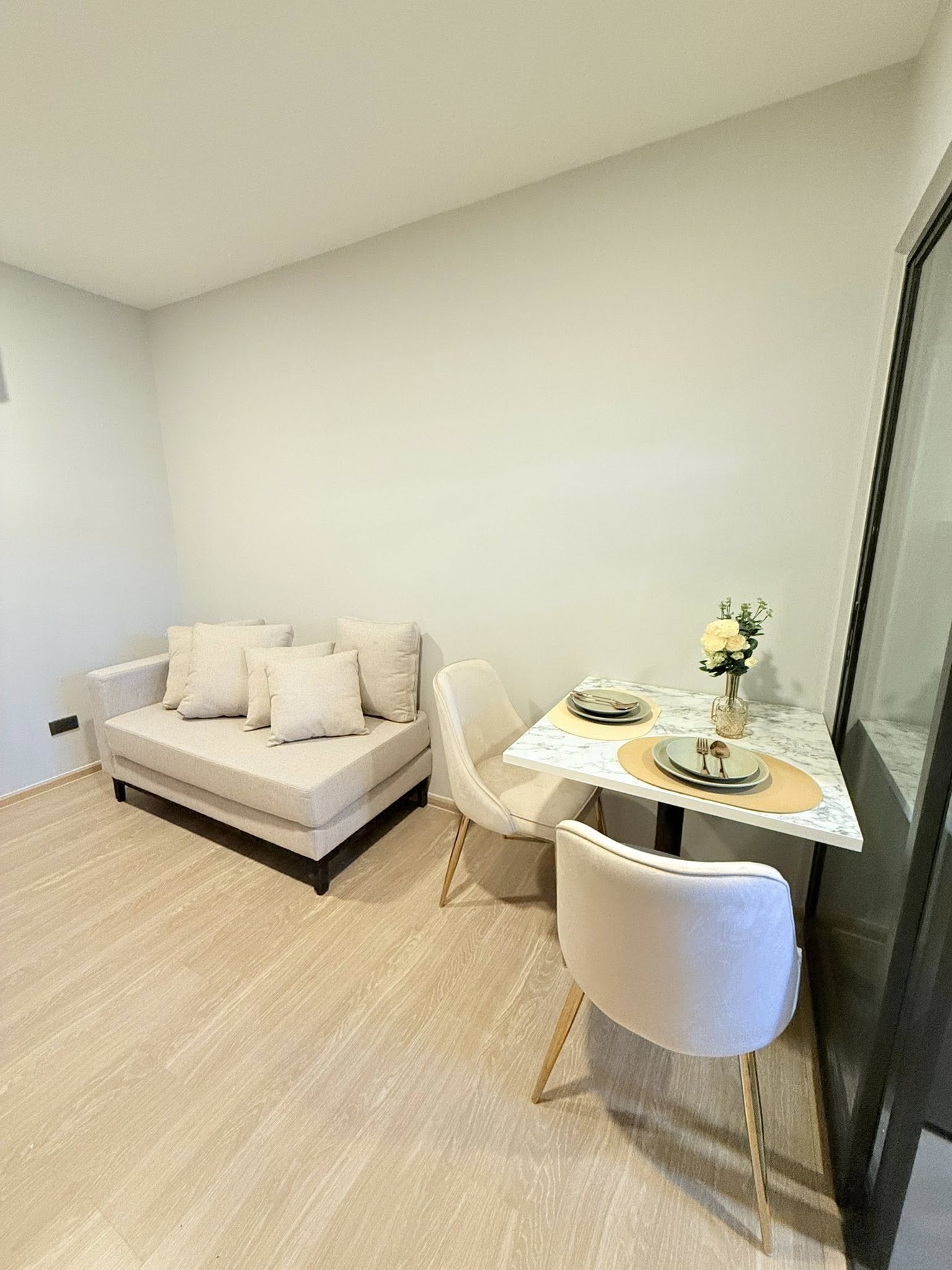 🏙️ ขาย / ให้เช่าคอนโด เดอะ โมเมนท์ รัชดา 19 / For Sale & Rent The Moment Ratchada 19