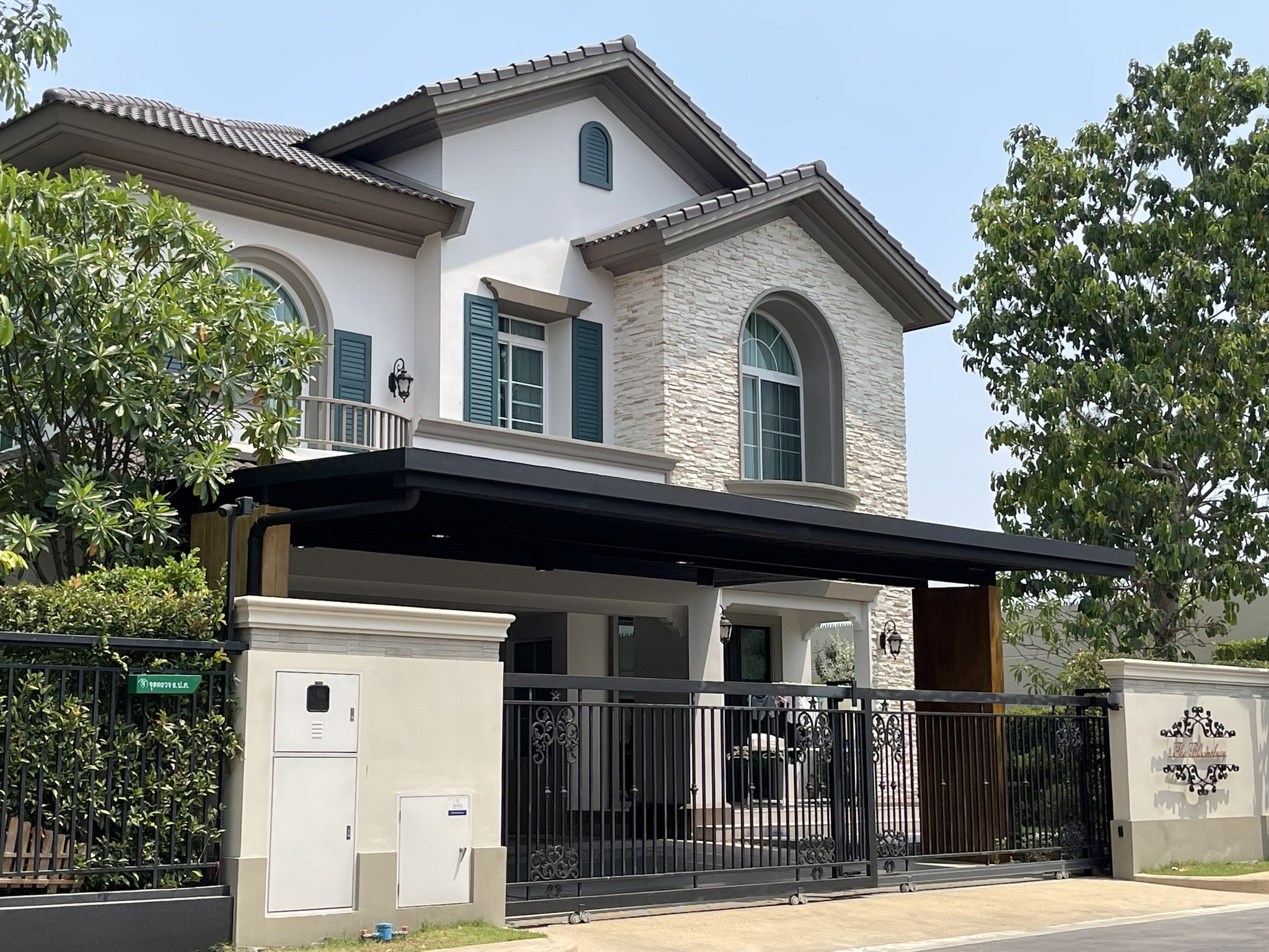 ขาย / เช่า บ้านเดี่ยวสุดหรู หมู่บ้าน นันทวัน รามอินทรา – พหลโยธิน 50 / For Sale & Rent Nanthawan Ramintra – Phaholyothin 50