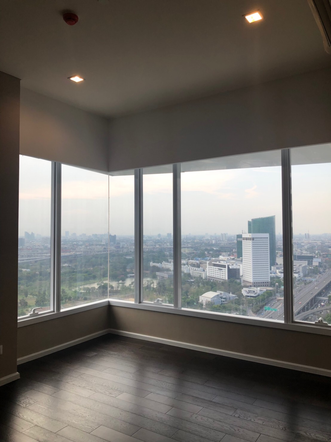 Cheap Sales The Saint Residences 2-Bed High Floor Cheaper than Contract Price 3