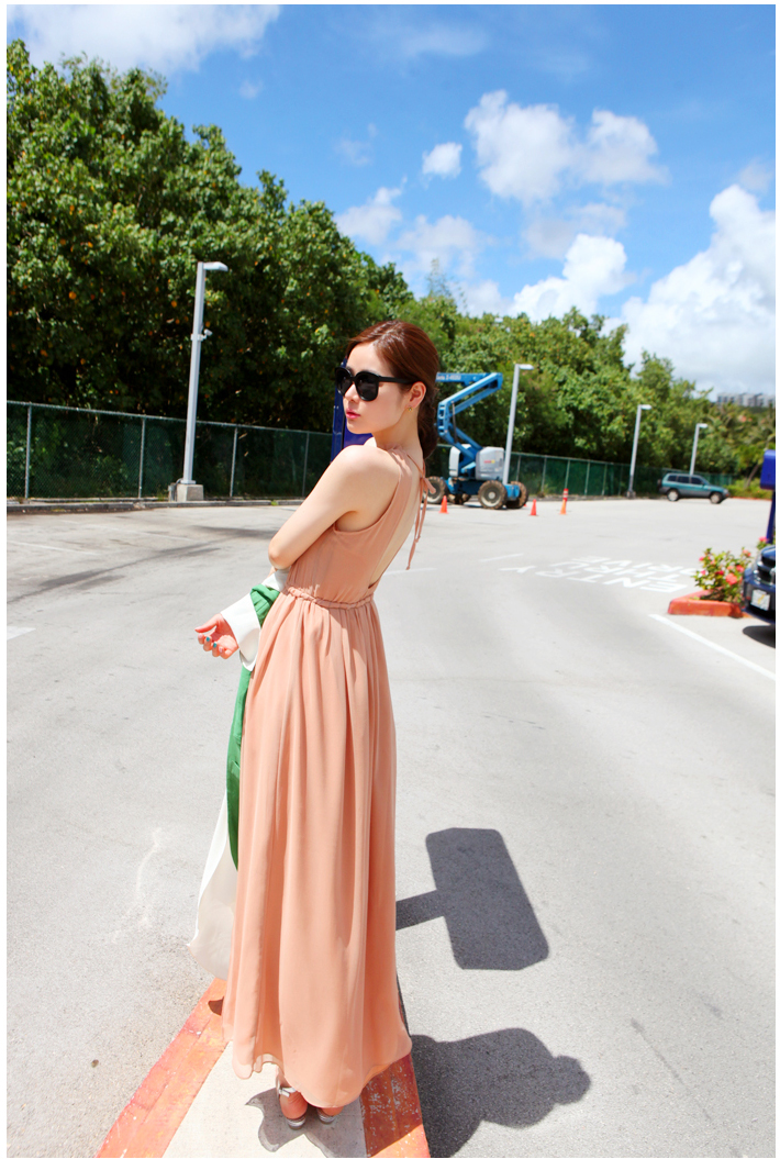 maxi dress - ชุดเดรสยาวผ้าชีฟอง ใสเที่ยว ใส่ทำงาน แขนกุด เปิดหลัง สีโอรส น่ารักมากๆ ค่ะ สามารถใส่ออกงานได้ Asia Sttreet Fashion