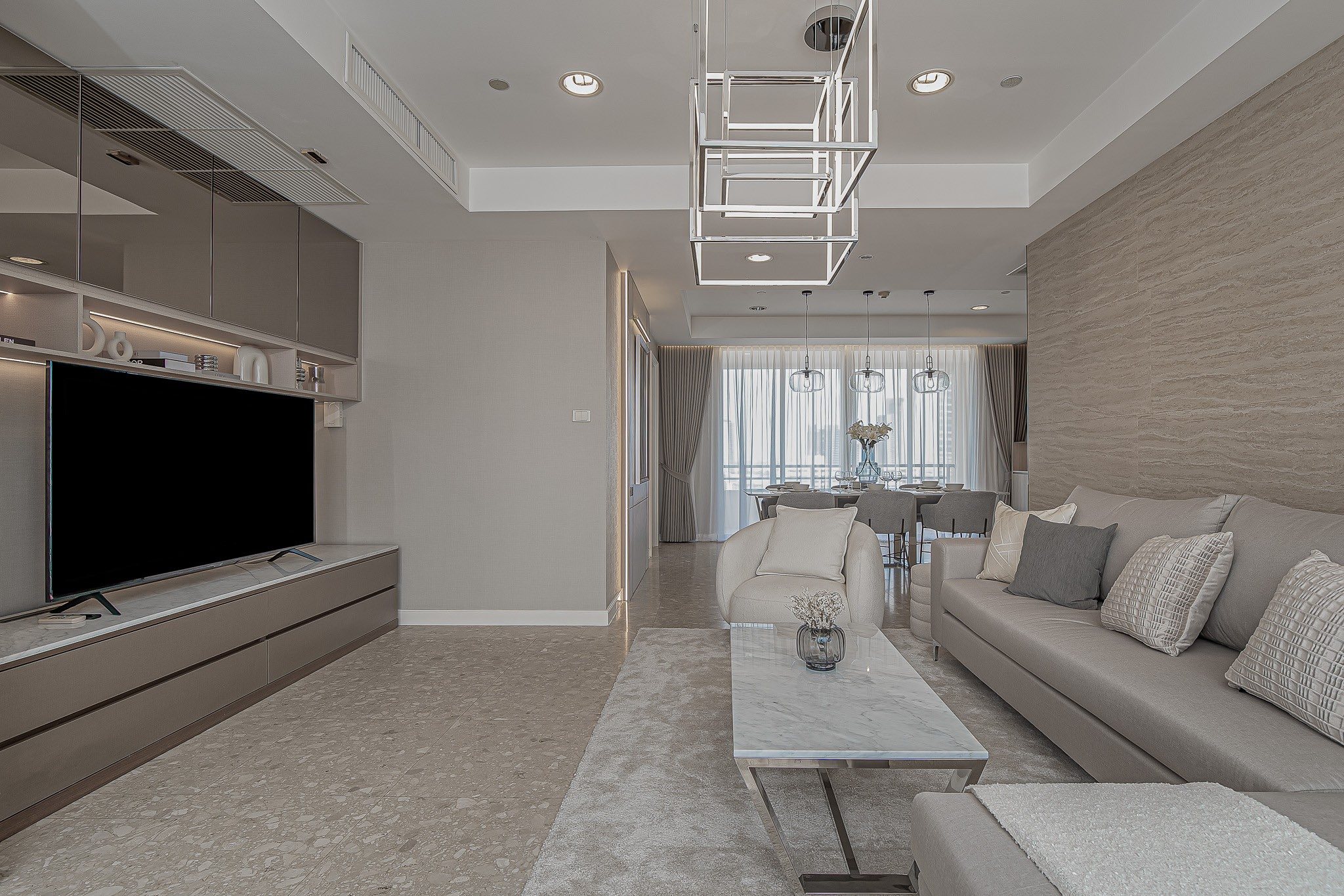 ขาย/ให้เช่าคอนโด Hampton Thonglor 10 (แฮมป์ตัน ทองหล่อ 10) Rare Large 3 ห้องนอน 3 ห้องน้ำ 1 ห้องแม่บ้าน