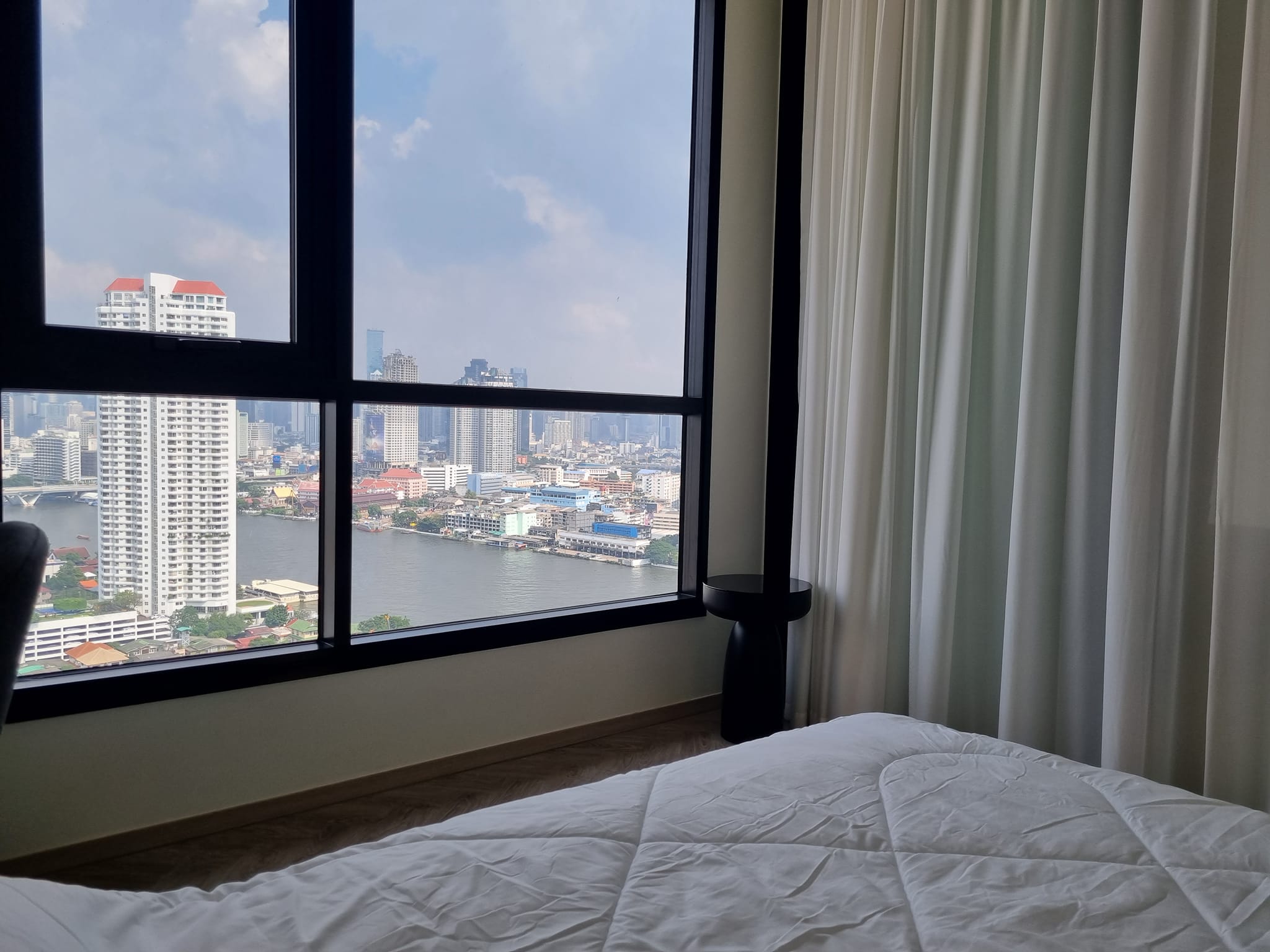 ให้เช่าคอนโด Chapter Charoennakhorn-Riverside (แชปเตอร์ เจริญนคร-ริเวอร์ไซด์) 1 ห้องนอน 1 ห้องน้ำ ขนาด 32ตรม ห้องใหม่เอี่ยม