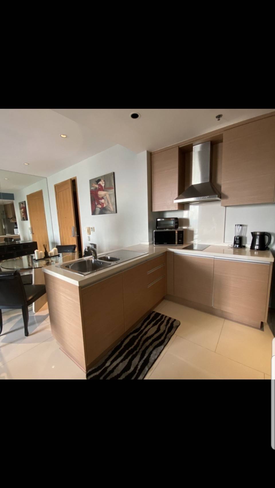 ขาย / ให้เช่าคอนโด The Emporio Place (ดิ เอ็มโพริโอ เพลส) 1 ห้องนอน 1 ห้องน้ำ ขนาด 65 ตรม