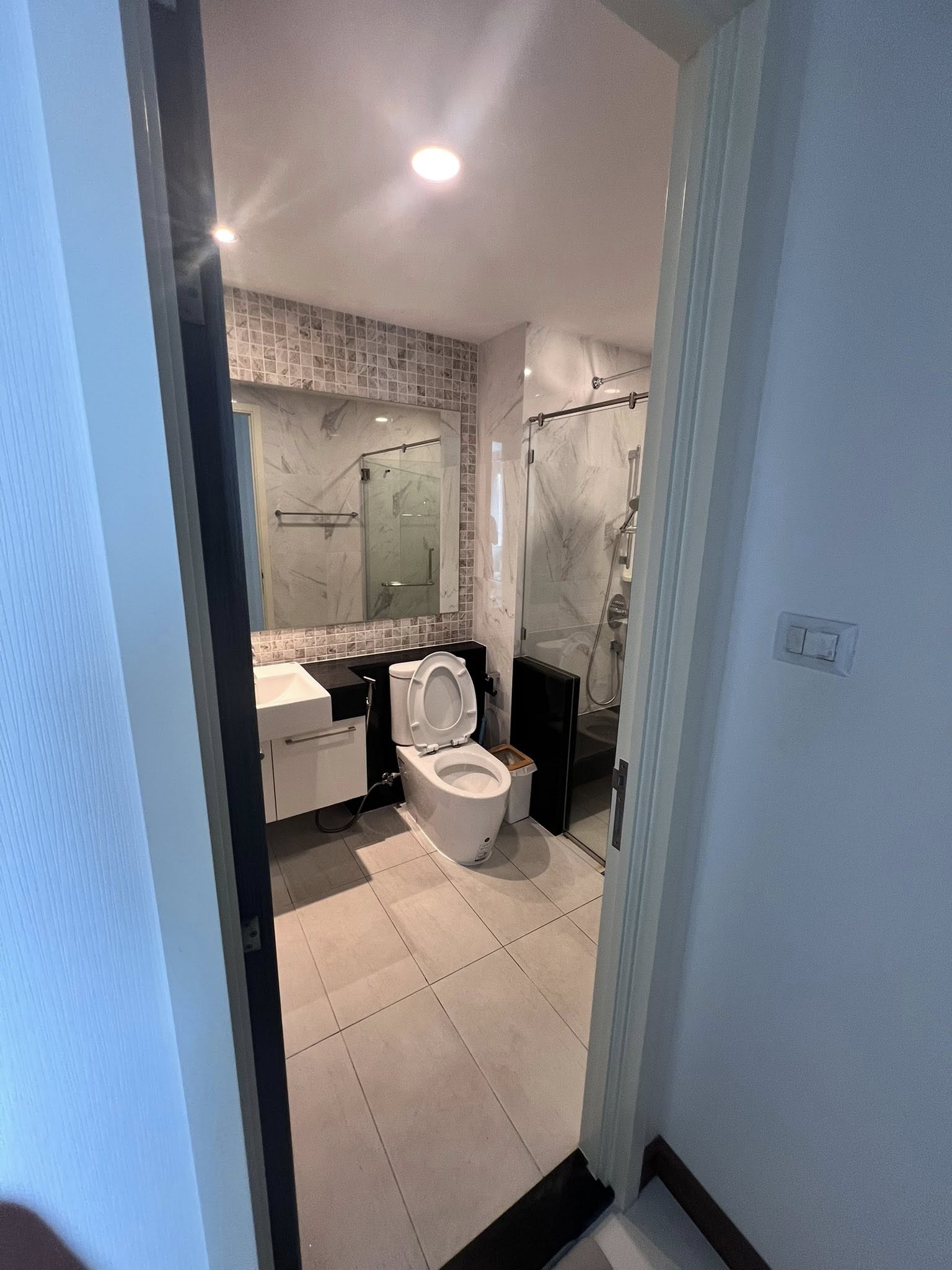 ðĄâĻ āđāļŦāđāđāļāđāļēāļāļāļāđāļ Supalai Premier Charoennakorn (āļĻāļļāļ āļēāļĨāļąāļĒ āļāļĢāļĩāđāļĄāļĩāļĒāļĢāđ āđāļāļĢāļīāļāļāļāļĢ)