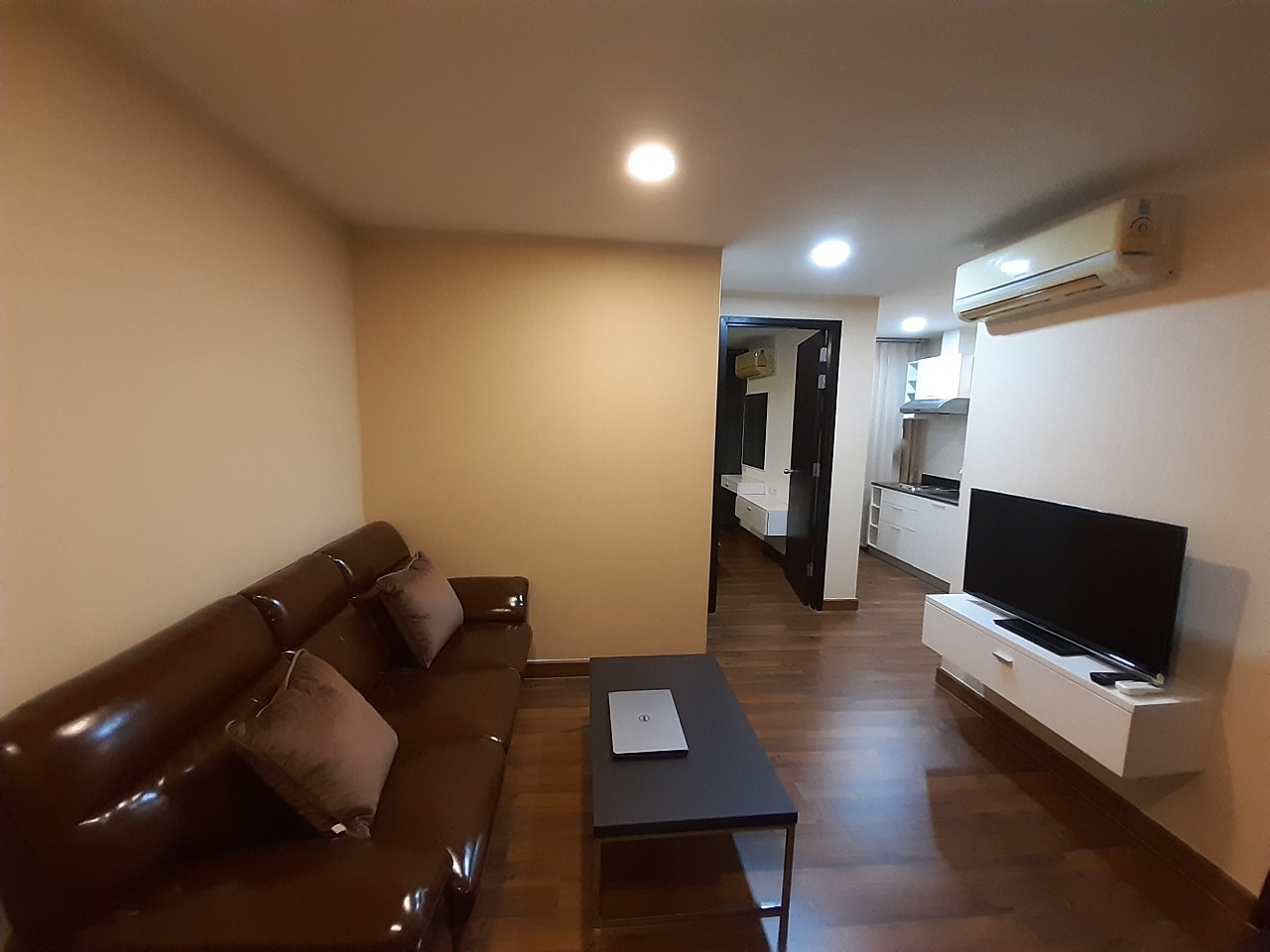 ให้เช่าคอนโด Diamond Ratchada Cool House (ไดมอนด์ รัชดา คูลเฮ้าส์) 1 ห้องนอน 1 ห้องน้ำ ขนาด 35 ตรม