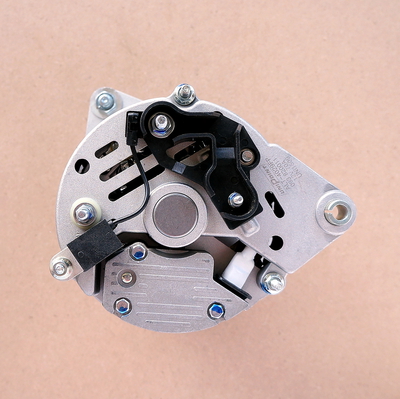 Unipoint ไดชาร์จ FD รถไถ Lucas มีหลัก ขากว้าง82mm 1ร่อง 12V 70A (ใหม่)