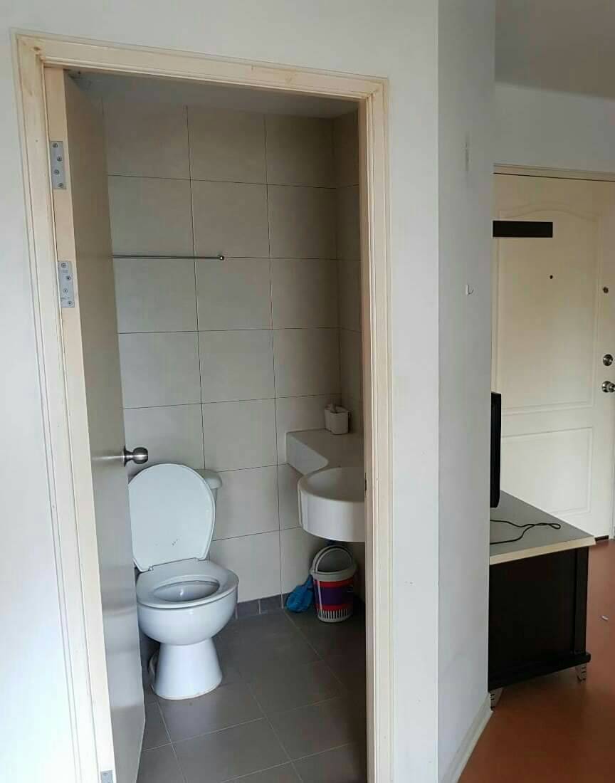 ขายคอนโด Lumpini Condo Town Bangkhae (ลุมพินี คอนโดทาวน์ บางแค ) ขายด่วนพร้อมผู้เช่า 1 ห้องนอน 1 ห้องน้ำ อาคาร B