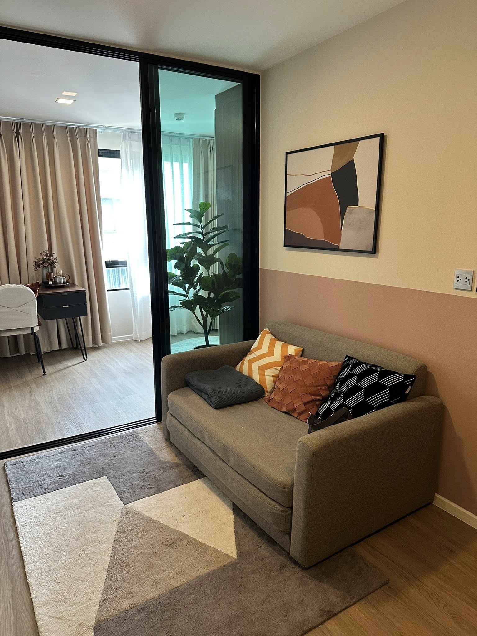 🏢 ให้เช่าคอนโด แอทโมช ลาดพร้าว 71 (Atmoz Ladprao 71) ชั้น 5 อาคาร D | 43.5 ตร.ม. | 2 ห้องนอน 1 ห้องน้ำ เฟอร์ครบ