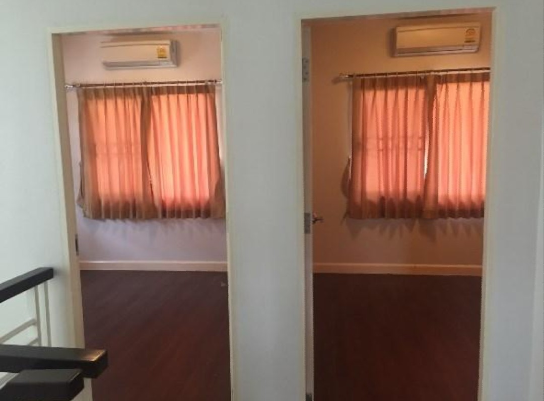 ให้เช่าบ้าน หมู่บ้านพร้อมพัฒน์ ไพร์ม (ถนนปัญญาอินทรา ใกล้ทางด่วน) 3 ห้องนอน 2 ห้องน้ำ