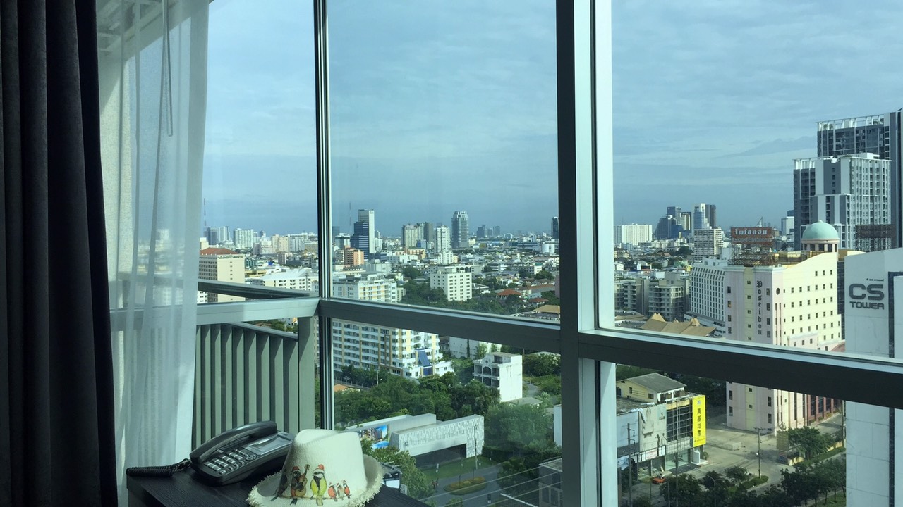 ขาย / ให้เช่า คอนโด Life Ratchadapisek 1 ห้องนอน 1 น้ำ ราคา 22,000 / เดือน พื้นที่ 39 ตร.ม. อาคาร A ชั้น 18 ระเบียงหันทิศเหนือ หัวนอนหันทิศตะวันออก ไม่โดนแดด