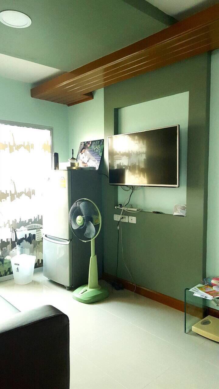 ขายคอนโดซิตี้ โฮม รัชดา ซอย 10 City Home Ratchada soi 10 ให้เช่า 1 ห้องนอน ชั้น 6 ห้องมุม