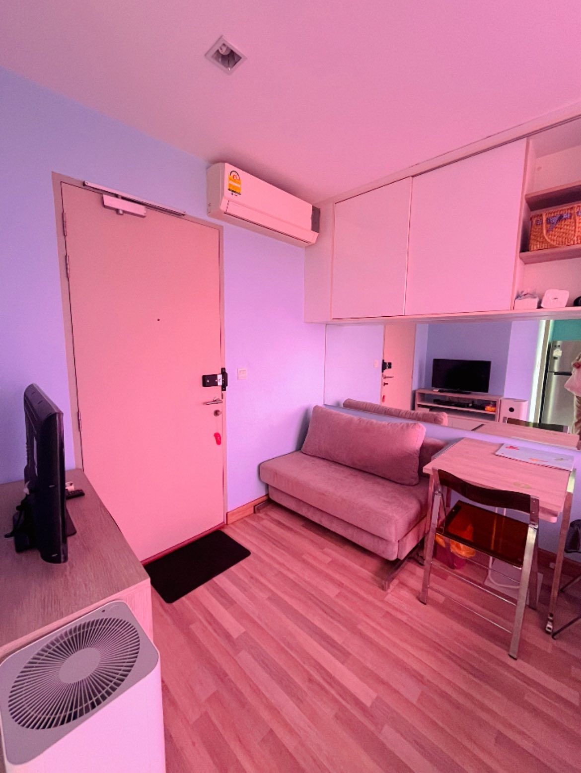 ให้เช่าคอนโด IDEO Mobi Phaya Thai (ไอดีโอ โมบิ พญาไท) — เดินเพียง 400 เมตร ถึง BTS พญาไท