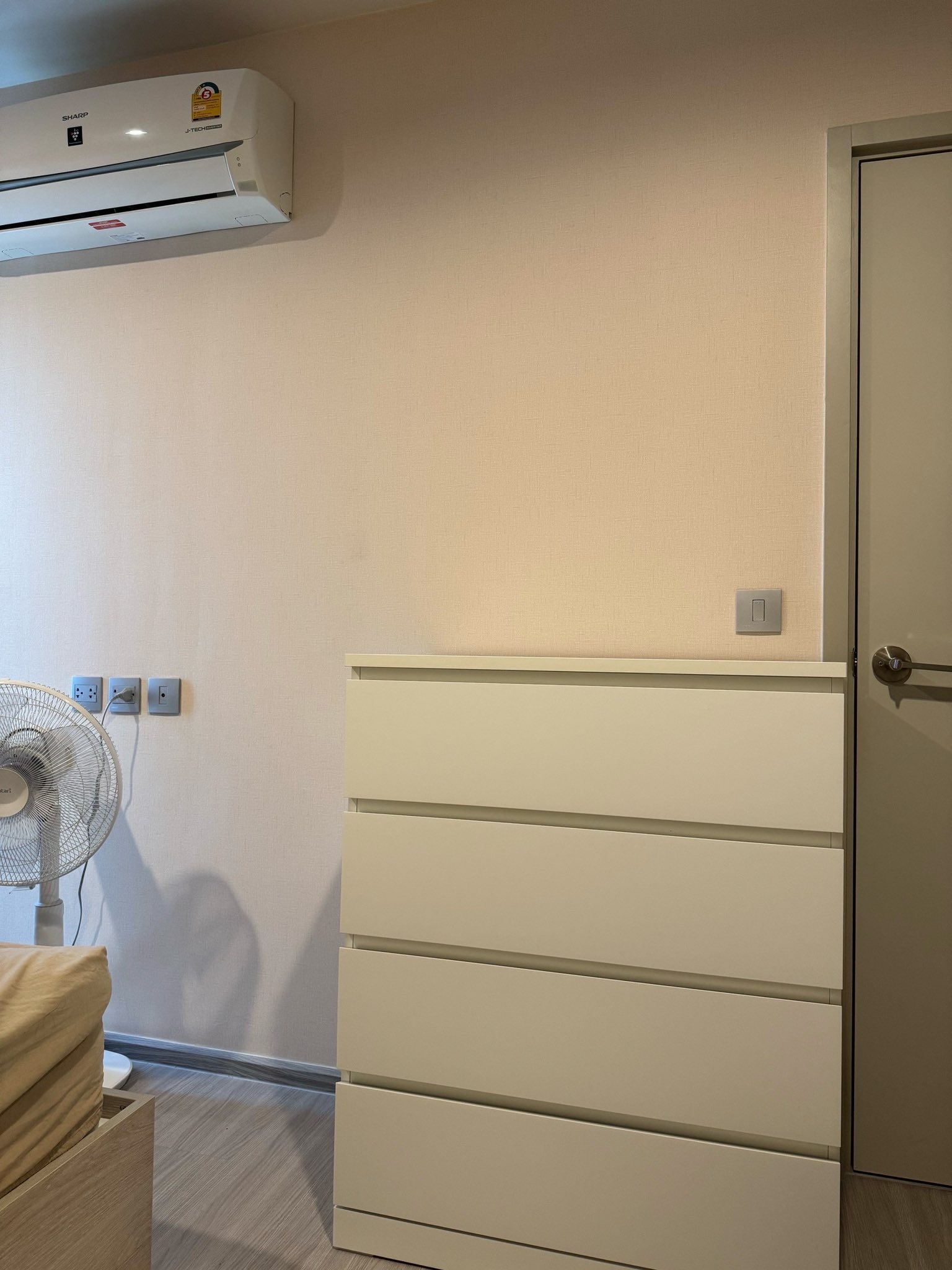 ให้เช่าคอนโด แอสปาย เอราวัณ ไพร์ม / For Rent Aspire Erawan Prime (English below)