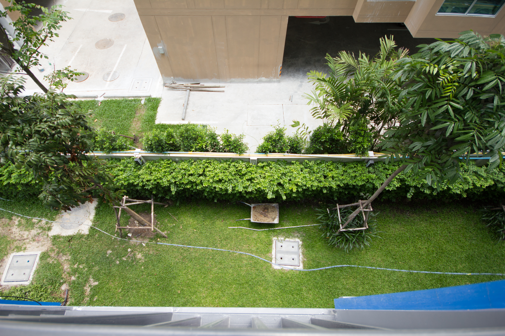 ขายคอนโดThe Kith Plus Sukhumvit 113 (เดอะ คิทท์ พลัส สุขุมวิท 113) 2 ยูนิต ตกแต่งครบพร้อมเข้าอยู่ ยูนิตที่1 แบบ 1 ห้องนอน 1 ห้องน้ำ ตึก A ชั้น 3