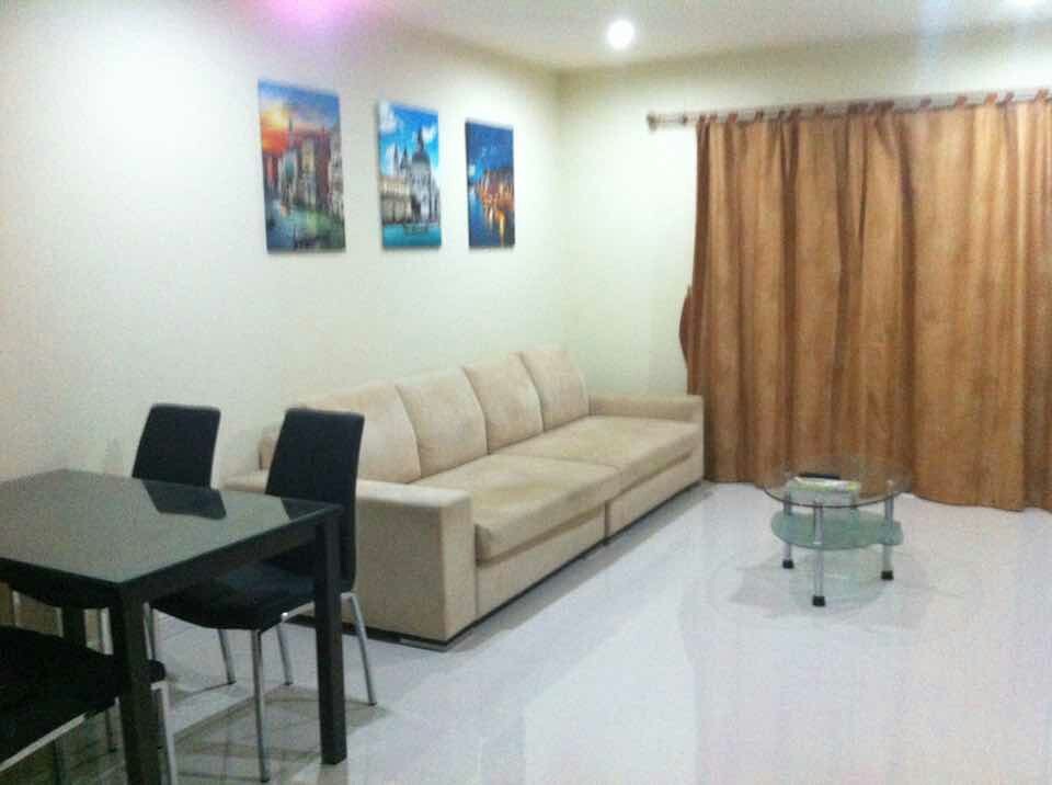 ให้เช่า คอนโดกลางกรุงรีสอร์ท ขนาด 65 และ 48 ตรม ให้เช่า 2 ห้อง พร้อมเฟอร์ แบบ 1 ห้องนอน