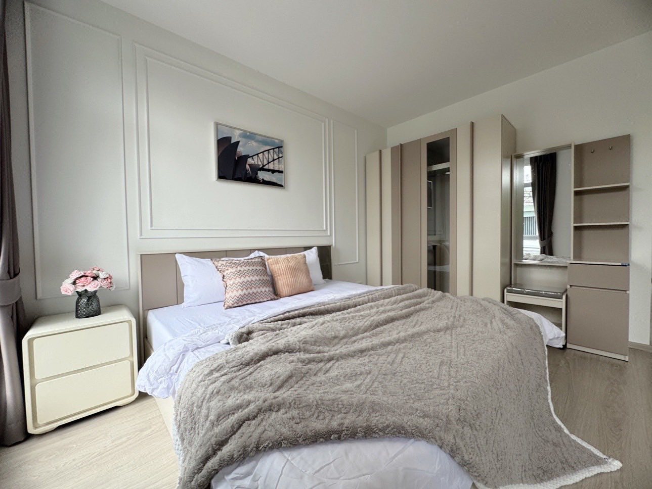 🏡 ให้เช่าทาวน์โฮม Indy 2 บางนา – รามคำแหง 2 บ้านใหม่ ไม่เคยเข้าอยู่ แต่งครบ พร้อมเข้าอยู่ทันที