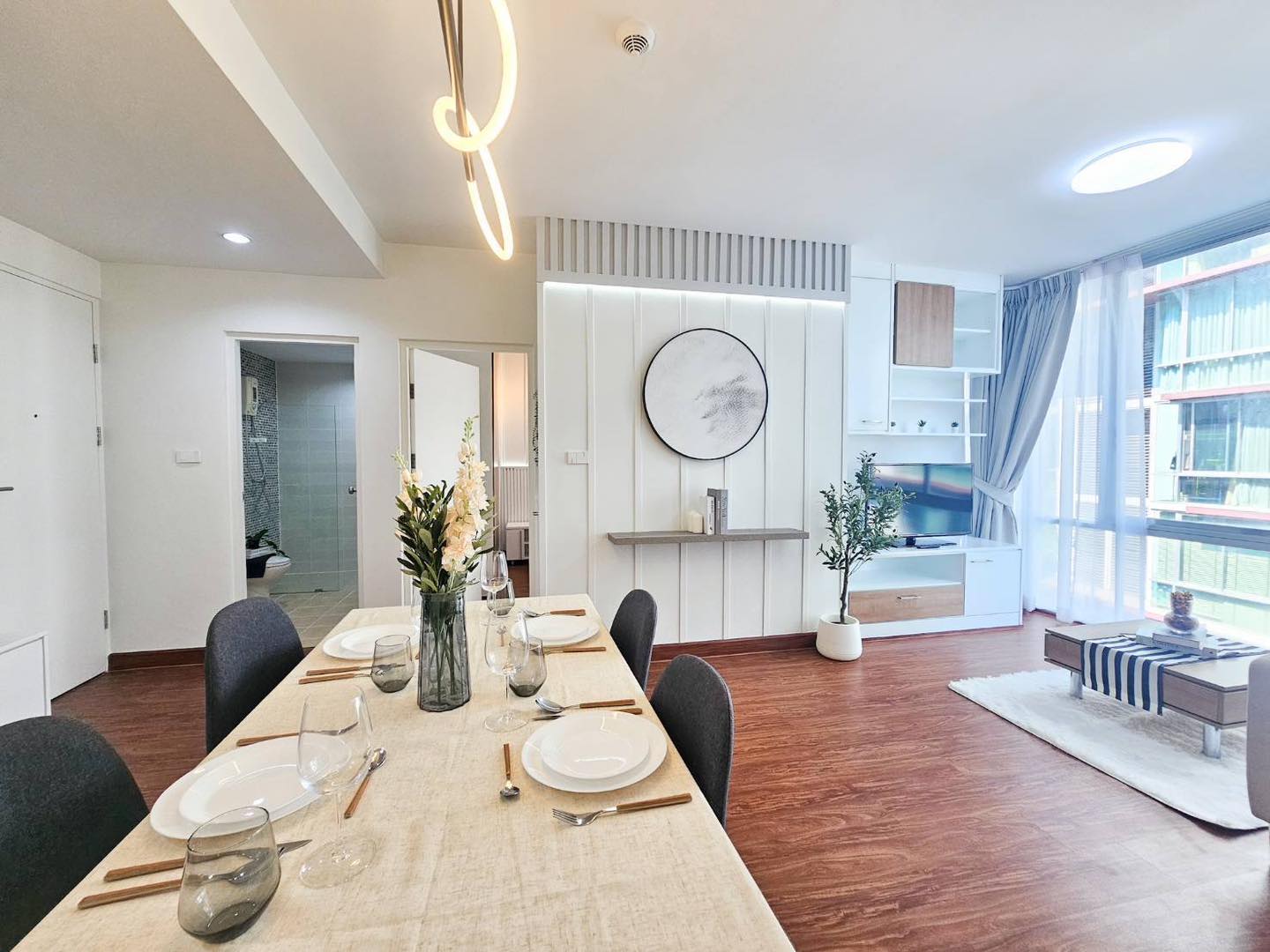 🔥 ขายคอนโดรีโนเวทใหม่ พร้อมเข้าอยู่! 🔥 The IRIS Rama 9 - Srinakarin (ดิ ไอริส พระราม 9 - ศรีนครินทร์)