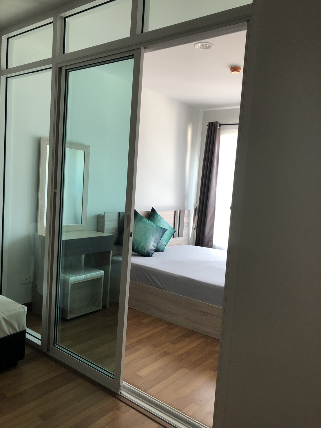 ð āļāļēāļĒāļāļāļāđāļ āļĢāļĩāđāļāđāļāļāđ āļāļāļāļīāļ āļāļĨāļēāļāļāļĨāļđ (Regent Orchid Talat Phlu) āđāļāļĨāđ BTS āļāļĨāļēāļāļāļĨāļđ āđāļāļĩāļĒāļ 1.35 āļĨāđāļēāļāļāļēāļ! ð