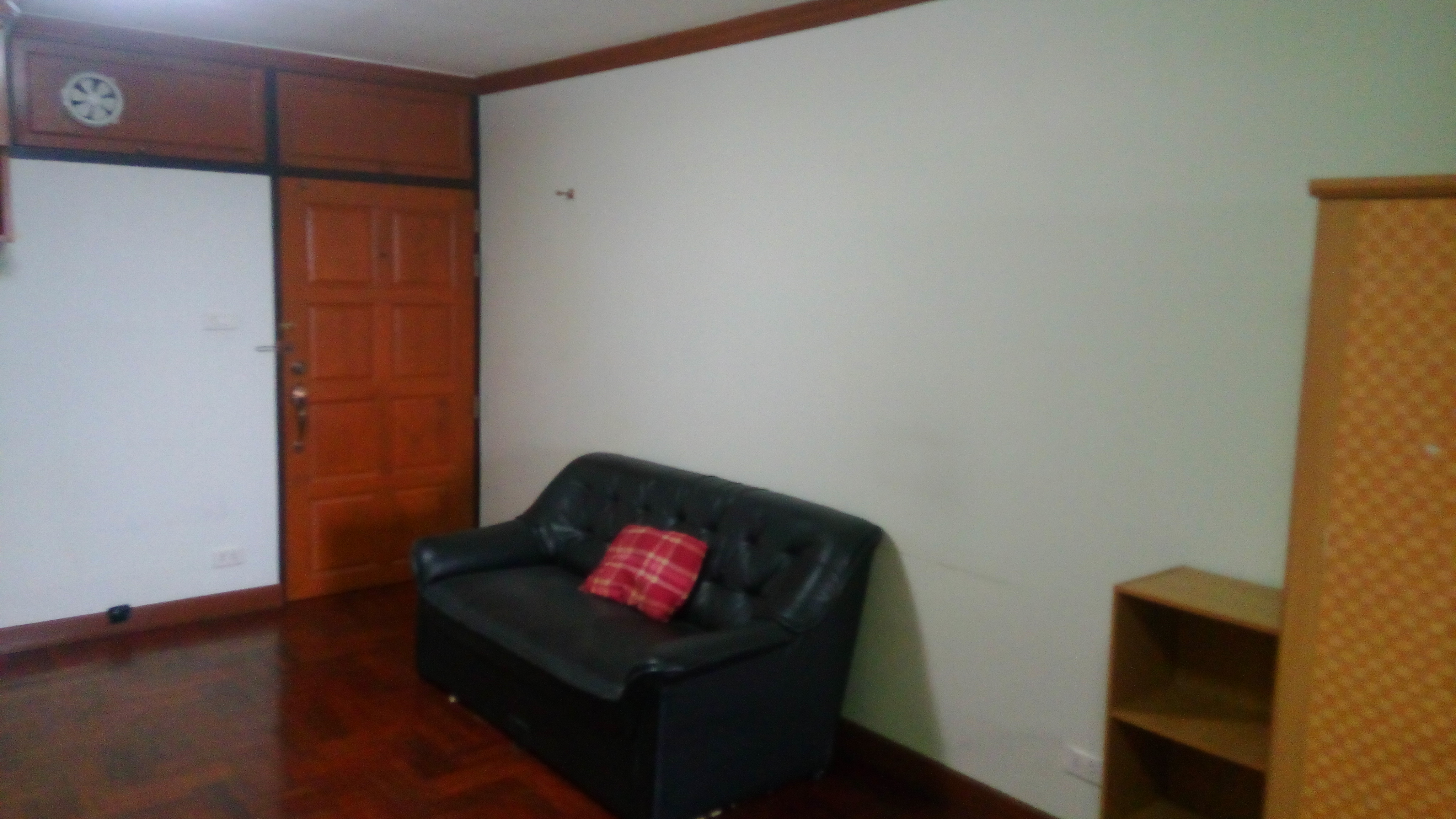 ให้เช่าอพาร์ทเม้นท์เซอร์วิส Ratchathewi Tower ราชเทวี ทาวเวอร์ ห้องสตูดิโอ ขนาด 35 ตรม ชั้น 15