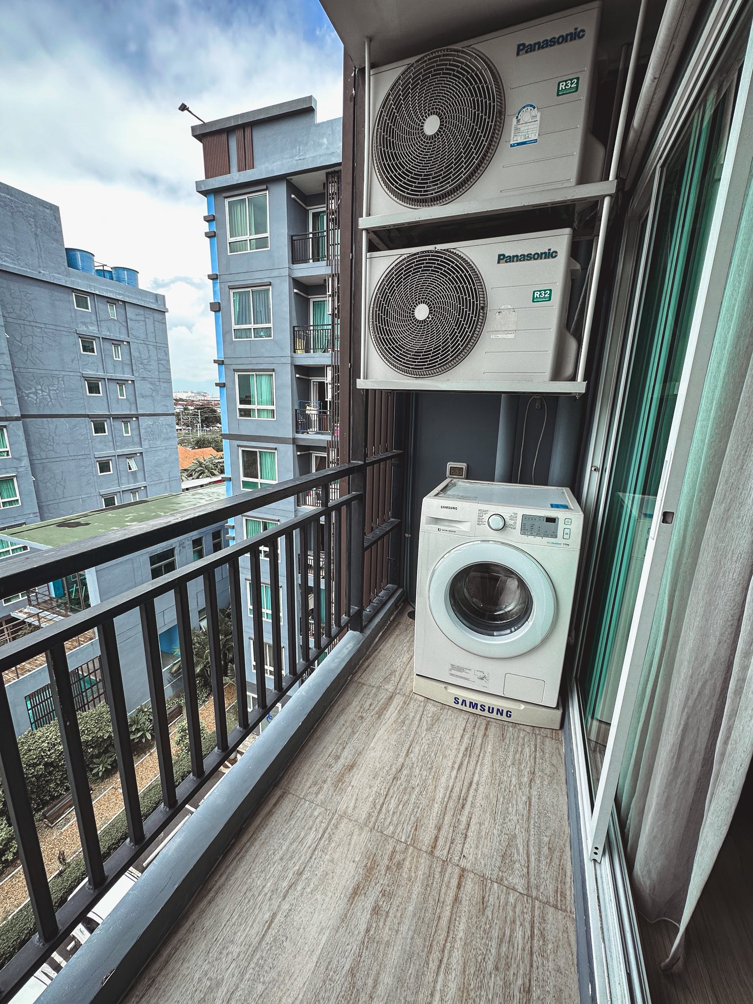 ให้เช่า! Rill Condo หลักหก – คอนโดห้องมุม แต่งครบ ติดรถไฟฟ้าสายสีแดง