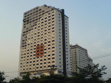 ขาย / เช่า คอนโด Srivara Mansion1 (ศรีวรา แมนชั่น 1) ตั้งอยู่ รัชดา ซ.7 (ซอย นาทอง7 ) ด้านหลัง บิ๊กซี จัสโก้รัชดา โรบินสันถนนรัชดาภิเษก ห้วยขวาง ห้องขนาด 40 ตารางเมตร