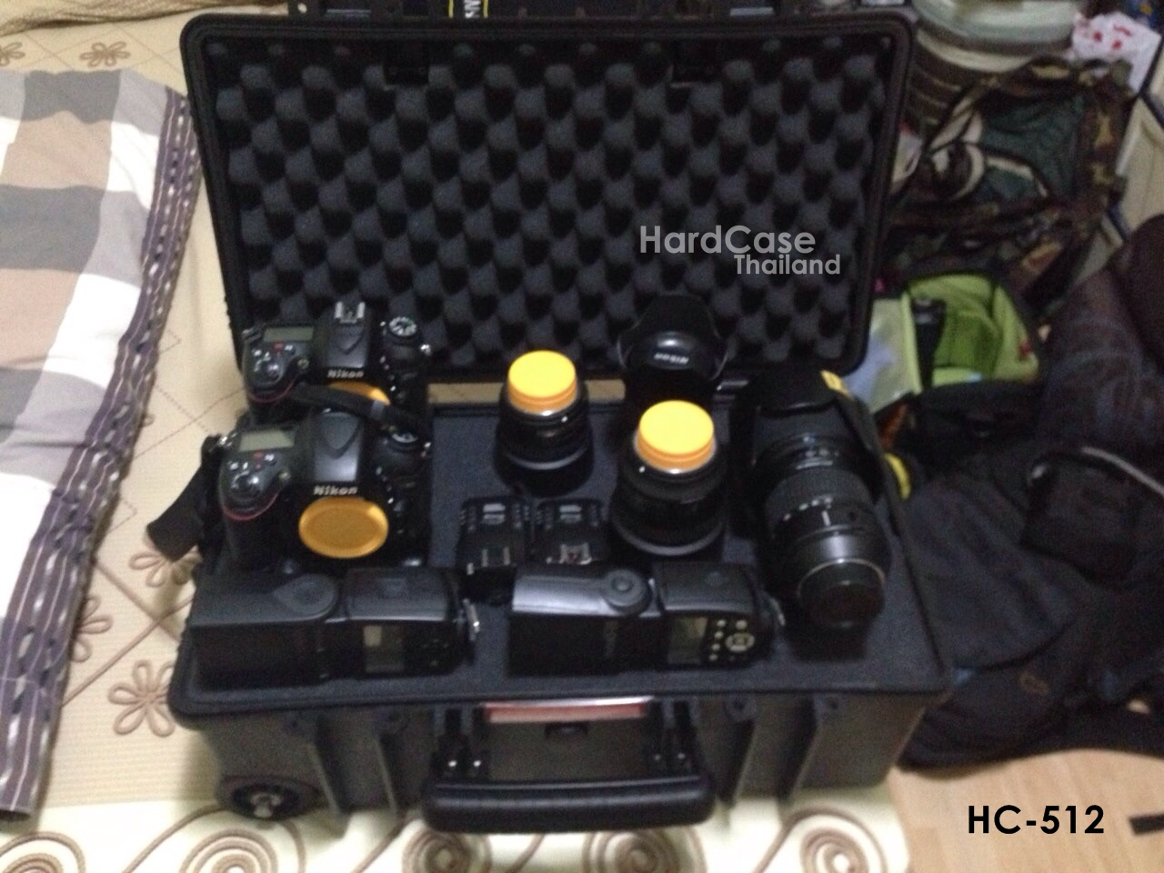 กระเป๋ากล้อง Hardcase ล้อลาก HARZ รุ่น HC-512 สีดำ ไส้โฟมลูกเต๋า