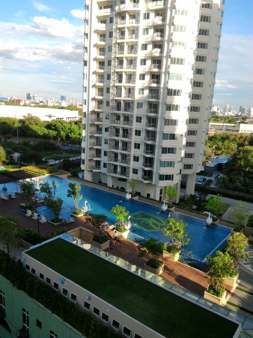 คอนโด ศุภาลัย เวลลิงตัน (Supalai Wellington) เทียมร่วมมิตรให้เช่า 20,000 / เดือน พื้นที่ 47 ตร.ม แบบ 1 ห้องนอน 1ห้องน้ำ