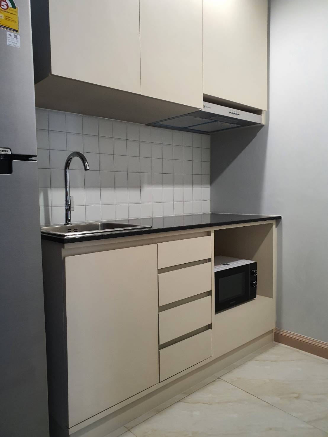 ให้เช่าคอนโด Ruamjai Heights (ร่วมใจ ไฮท์) ซอย สุขุมวิท15 แบบ 1 ห้องนอน 1 ห้องน้ำ ชั้น 11 ห้อง 57 ตร.ม.