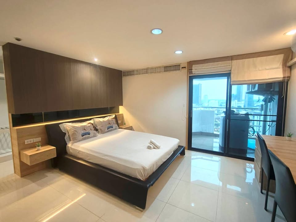 ให้เช่าคอนโด วอร์เตอร์ฟอร์ด ไดมอนด์ ทาวเวอร์ 30/1 / For Rent Waterford Diamond Tower Sukhumvit 30/1 (English below)