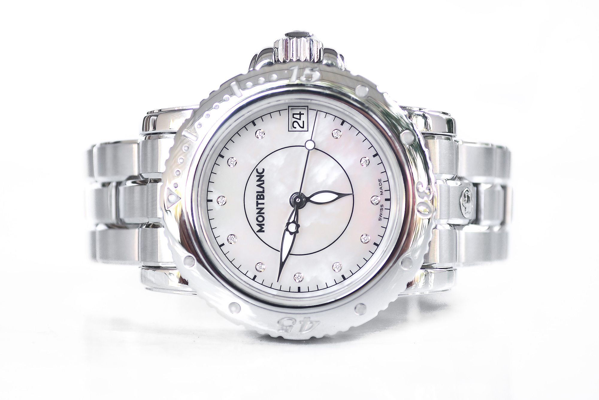 Montblanc Sport lady หลักเพชร หน้ามุก (Sold)