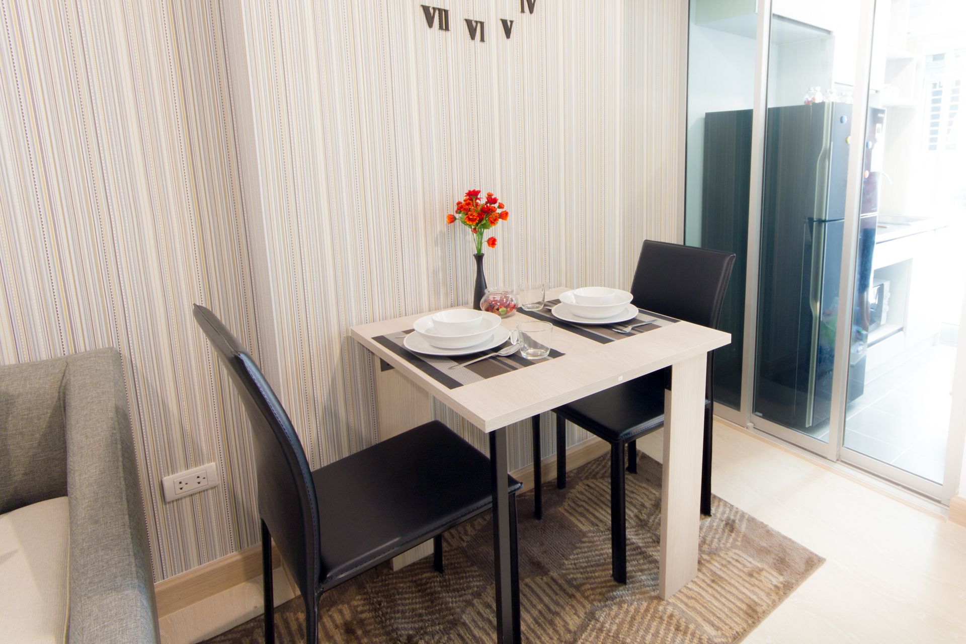 ขายคอนโดThe Kith Plus Sukhumvit 113 (เดอะ คิทท์ พลัส สุขุมวิท 113) 2 ยูนิต ตกแต่งครบพร้อมเข้าอยู่ ยูนิตที่1 แบบ 1 ห้องนอน 1 ห้องน้ำ ตึก A ชั้น 3