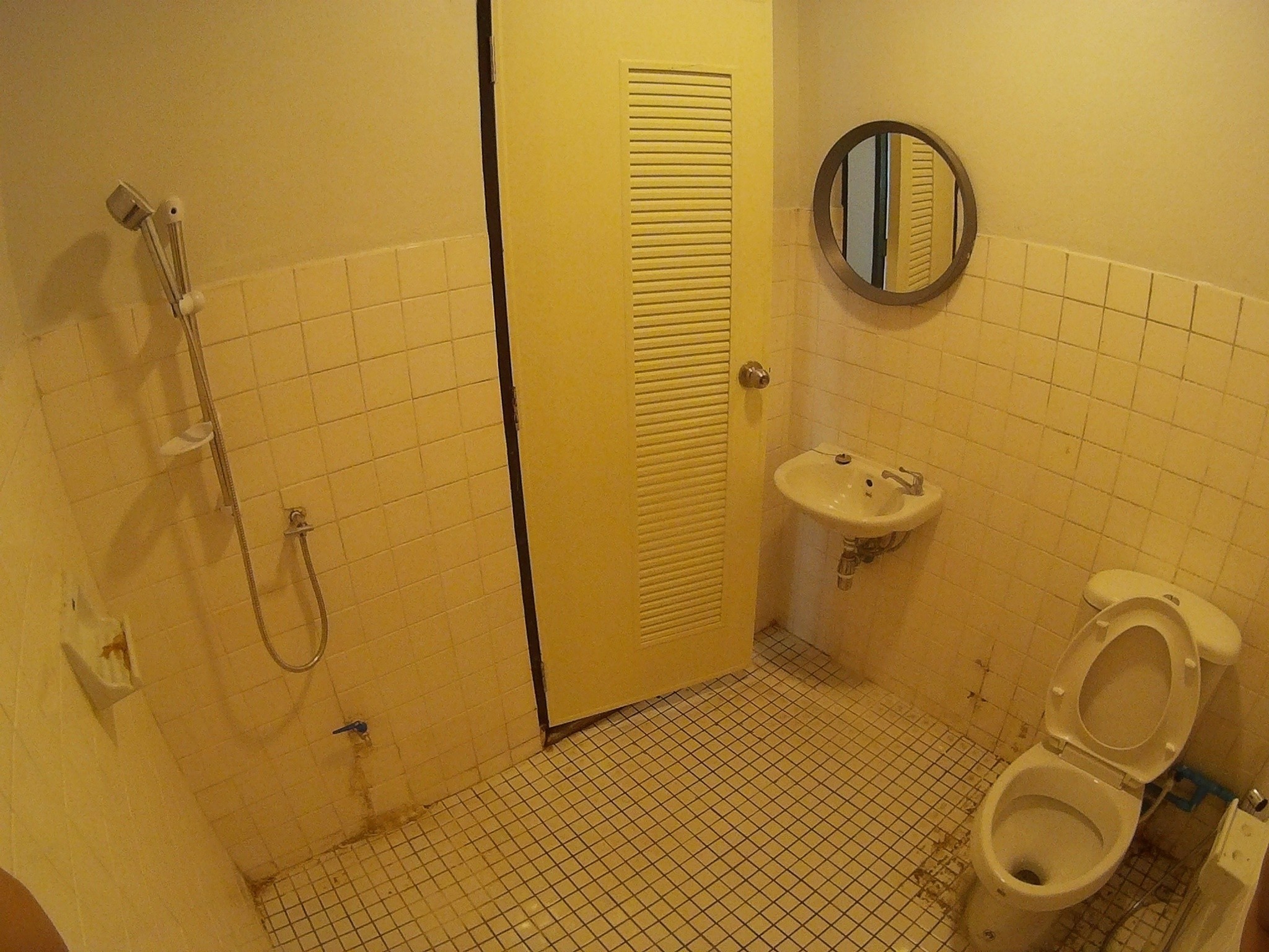 ((ขาย-เช่าถูก)) บ้านพร้อมอยู่ ทาวน์เฮ้าส์ 2 ชั้น 19 ตารางวา 2 ห้องนอน 2 ห้องน้ำ สุขาประชาสรรค์ 3 ซอย 1