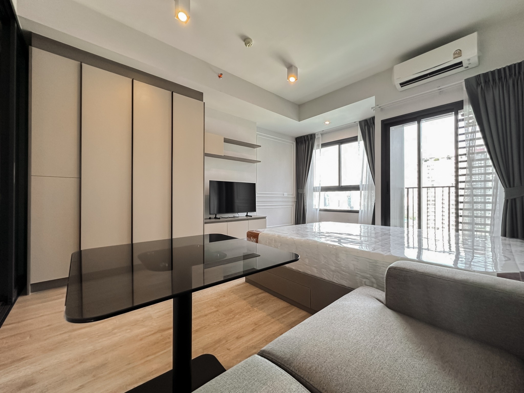 ✨ ให้เช่า IDEO RAMA 9 - ASOKE (ไอดีโอ พระราม 9 - อโศก) ห้องสวย วิวดีมาก พร้อมเข้าอยู่สิงหาคมนี้