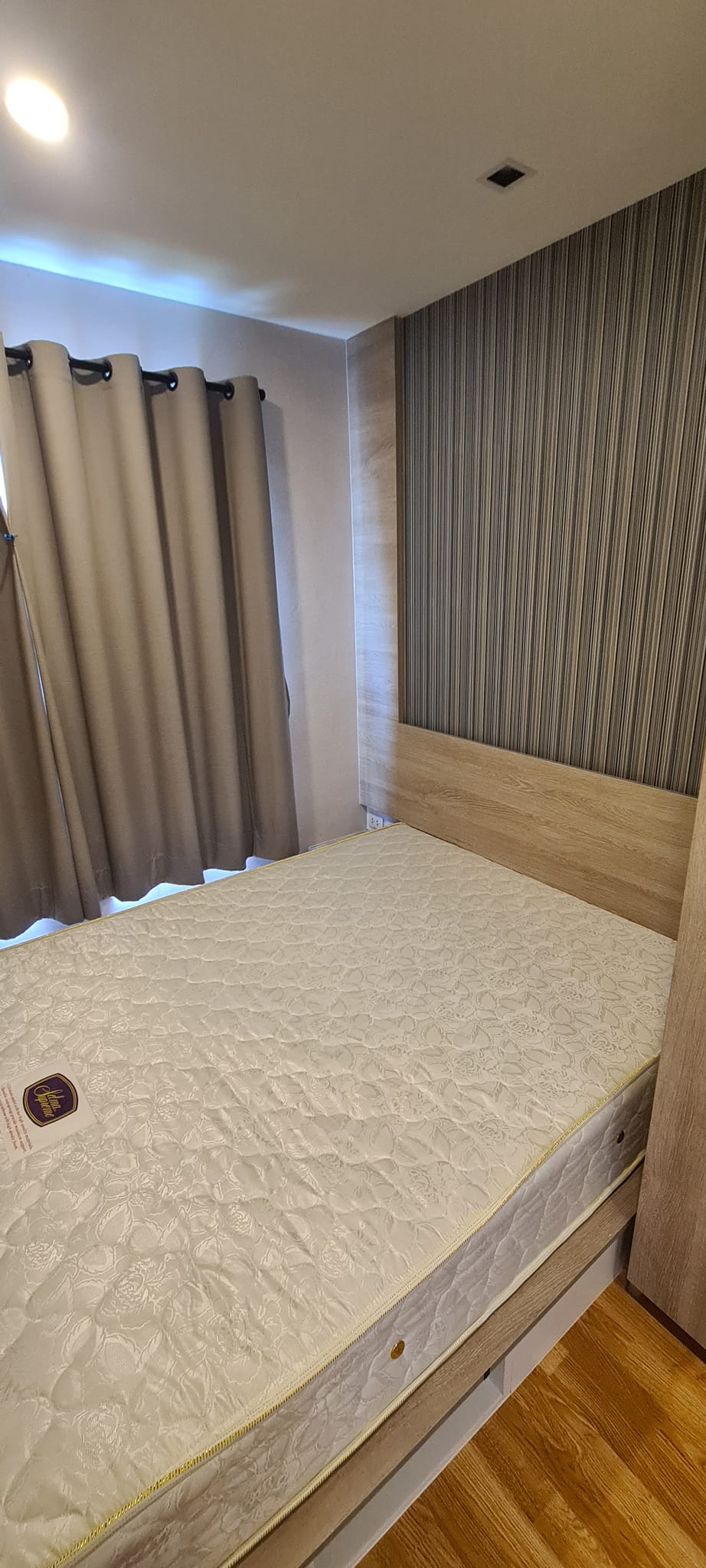 ให้เช่าคอนโด Lumpini Ville Sukhumvit 76 - Bearing Station 2 (ลุมพินี วิลล์ สุขุมวิท 76 - แบริ่ง สเตชั่น 2) ใกล้BTS แบริ่ง และ รถไฟฟ้า BTS สำโรง มีรถโครงการ Shuttle Bus รับ-ส่ง ยังBTS