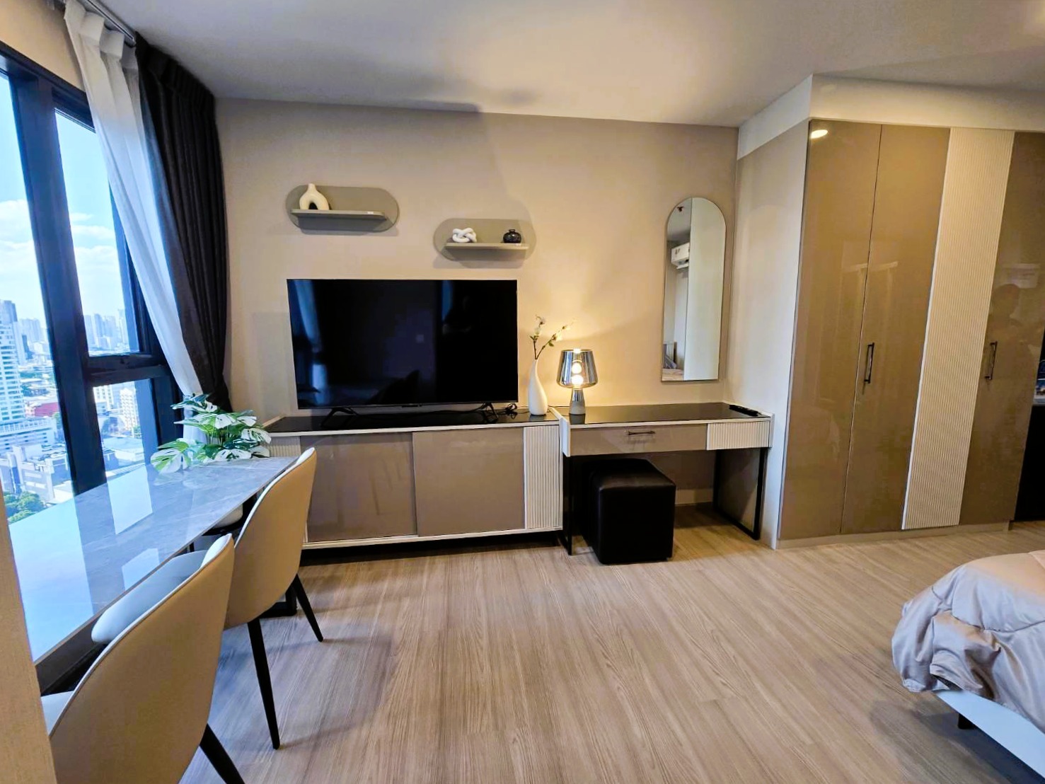 ให้เช่าคอนโด แอสปาย สุขุมวิท–พระราม 4 / For Rent Aspire Sukhumvit – Rama 4 (English below)