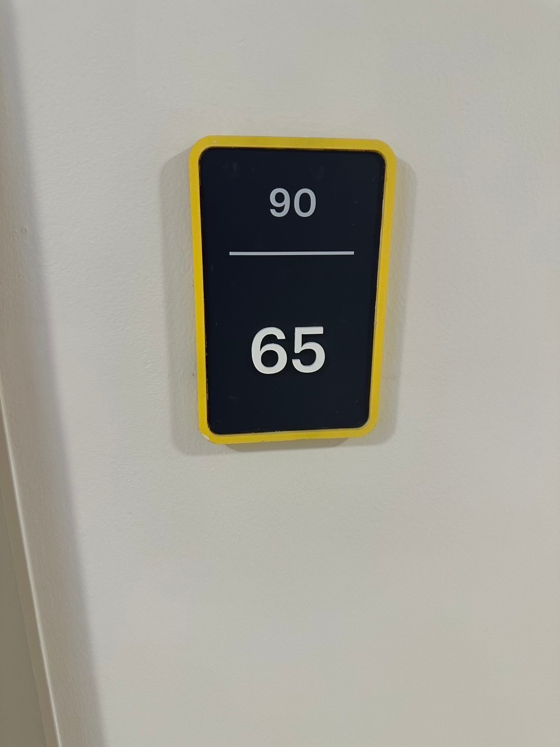 ให้เช่าคอนโด d condo shine rangsit ดีคอนโด ชายน์ รังสิต 1 ห้องนอน 1 ห้องน้ำ ขนาด 26 ตรม (มี 2 ห้องติดกันห้อง 65-66 )