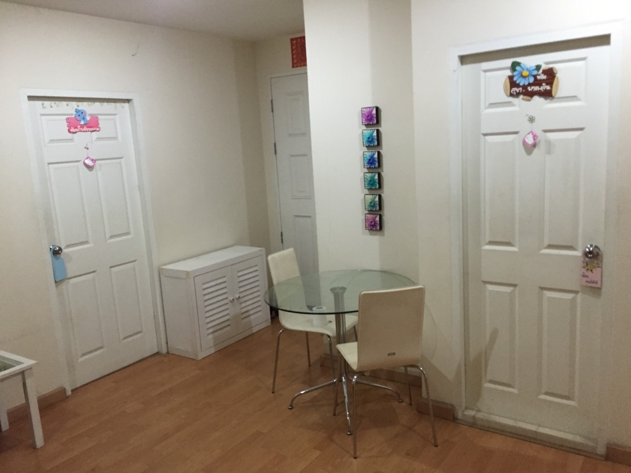 ขายถูกคอนโด Life @ Phahon18 ( ไลฟ์ แอท พหลฯ18 )(พหลโยธิน 18) แบบ 2 ห้องนอน 2 ห้องน้ำ ราคา 5.2 ล้าน ฟรีโอน พื้นที่ 62 ตร.ม ชั้น 2 (ห้อง19) ห้องมุม ทิศตะวันออก พร้อมเฟอร์