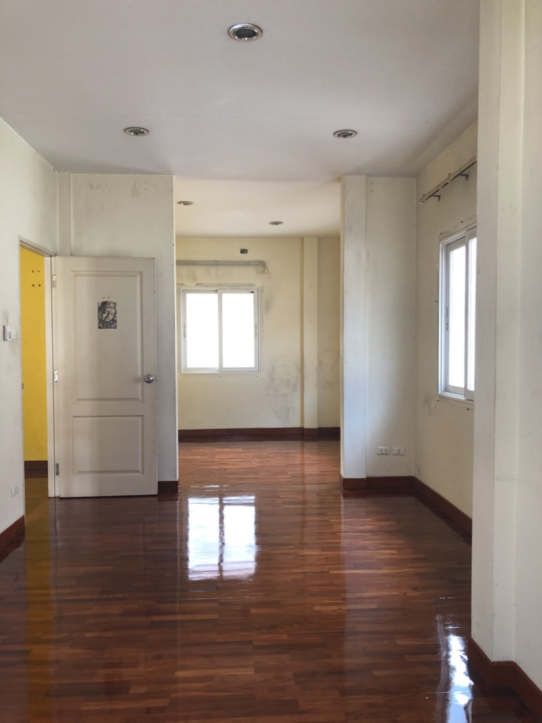 ขายบ้านเดี่ยว 2 ชั้น หมู่บ้าน โครงการ เศรณี รายา 1 Seranee Raya 1 ถ. นาวง สีกัน ดอนเมือง 3 ห้องนอน (รีโนเวทใหม่ทั้งหลัง)