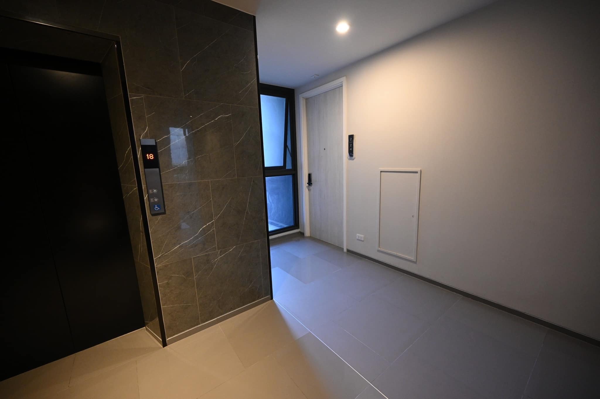 ให้เช่าคอนโด Mazarine Ratchayothin (แมสซารีน รัชโยธิน) - ห้อง Studio ขนาด 35 ตรม. ชั้น 9 ห้องหัวมุม ไม่ร้อน - ครัวปิด