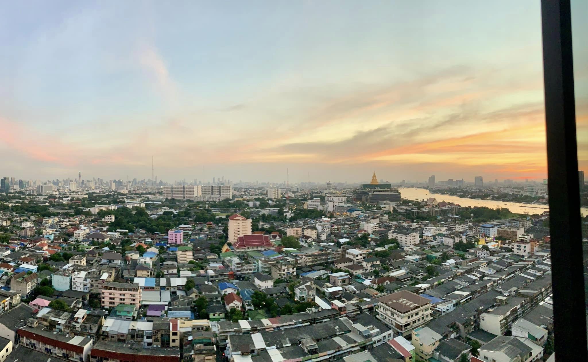 ให้เช่าคอนโดติดห้าง The Tree Interchange (เดอะ ทรี อินเตอร์เชนจ์) ชั้น 27 วิว สวย ขนาด 36 ตรม. เฟอร์ครบ 1ห้องนอน 1 ห้องน้ำ อาคาร A