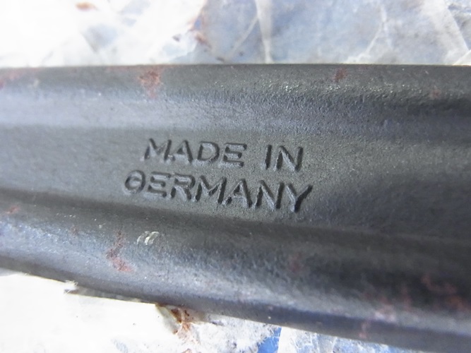 ประแจเลื่อน DOWIDAT 8นิ้ว MADE IN GERMANY มาพร้อมซองเดิม ที่ซองพิมพ์ W.-Germany , ใต้ตัวพิพม์สีขาว มีตัวนูน GERMANY ใหม่เก่าเก็บ