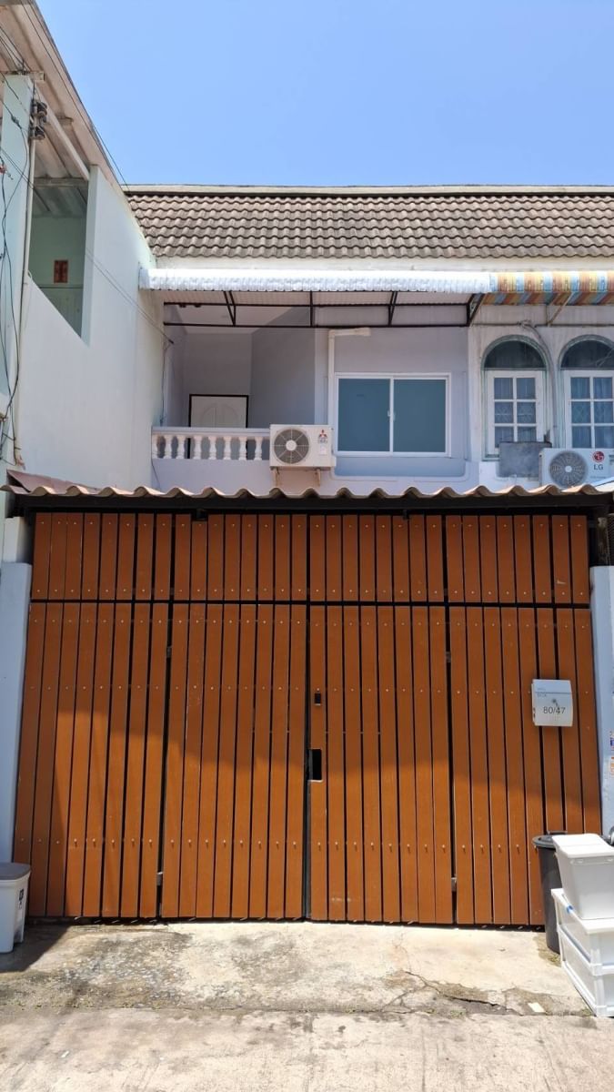 ขาย-บ้านสวยรีโนเวทใหม่ โฮมออฟฟิต ทาวน์เฮ้าส์แต่งสวยพร้อมอยู่ ทำเลดีมาก ห่างBig C กลัปพฤกษ์ 5 นาที