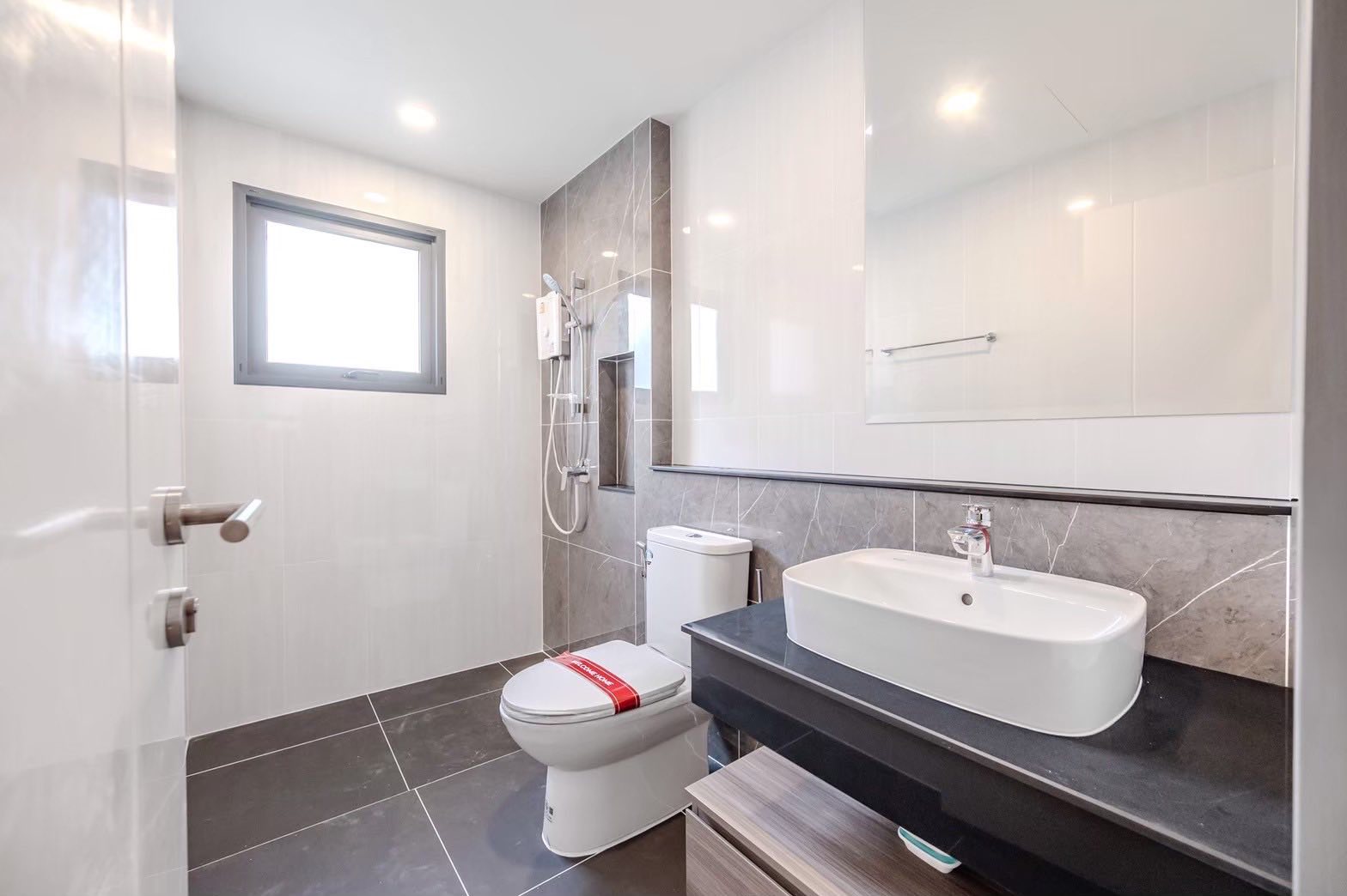 ให้เช่าบ้านเดี่ยว หมู่บ้าน เดอะซิตี้ บางนา / For Rent The City Bangna (English below)